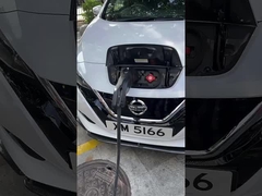 CCS2 충전소와 CHAdeMO 차량